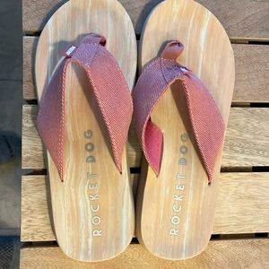 Rocket dog flip flops, pink